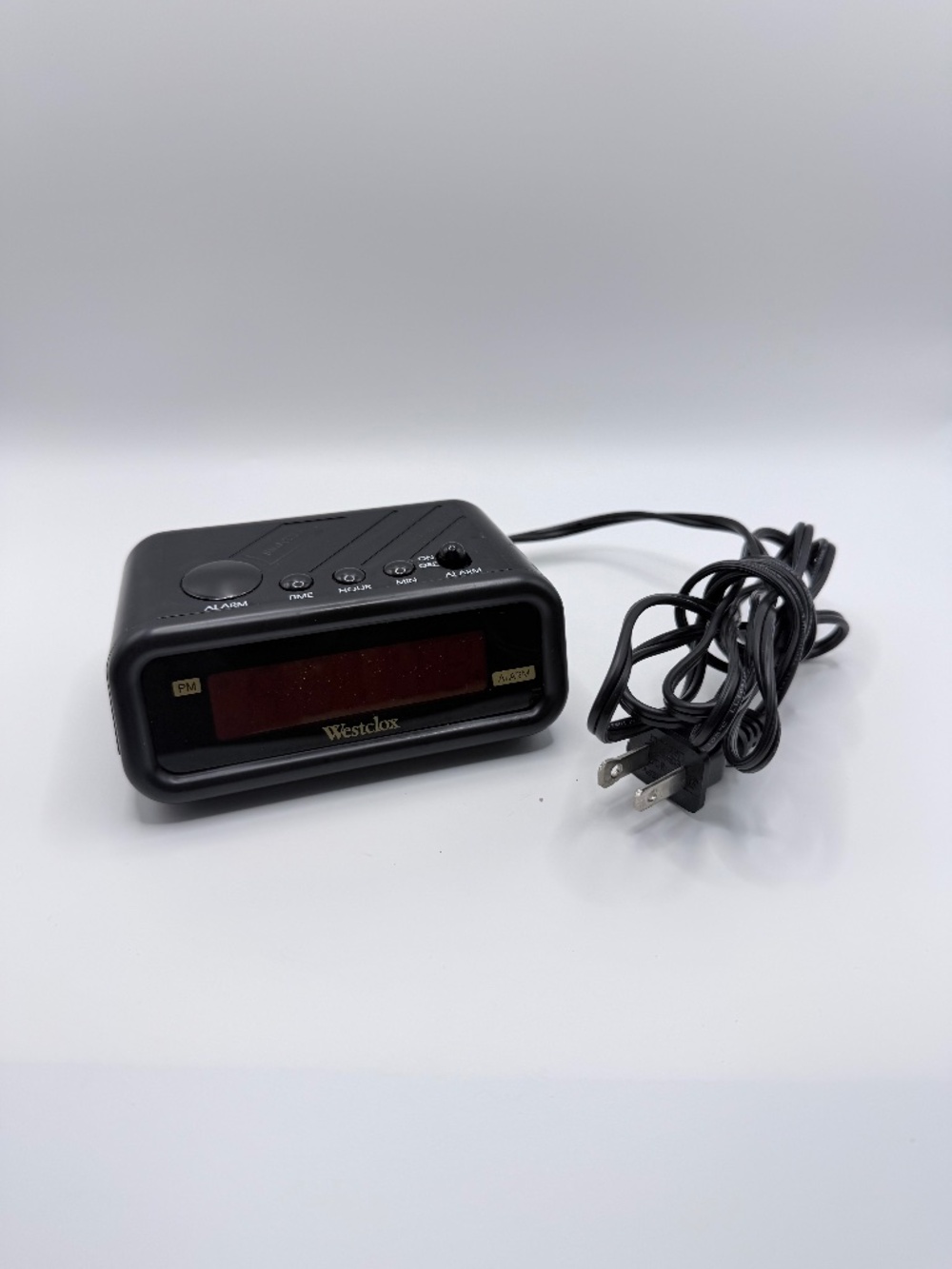 Vintage Westclox Red LED Digital Alarm Clock Retro Black